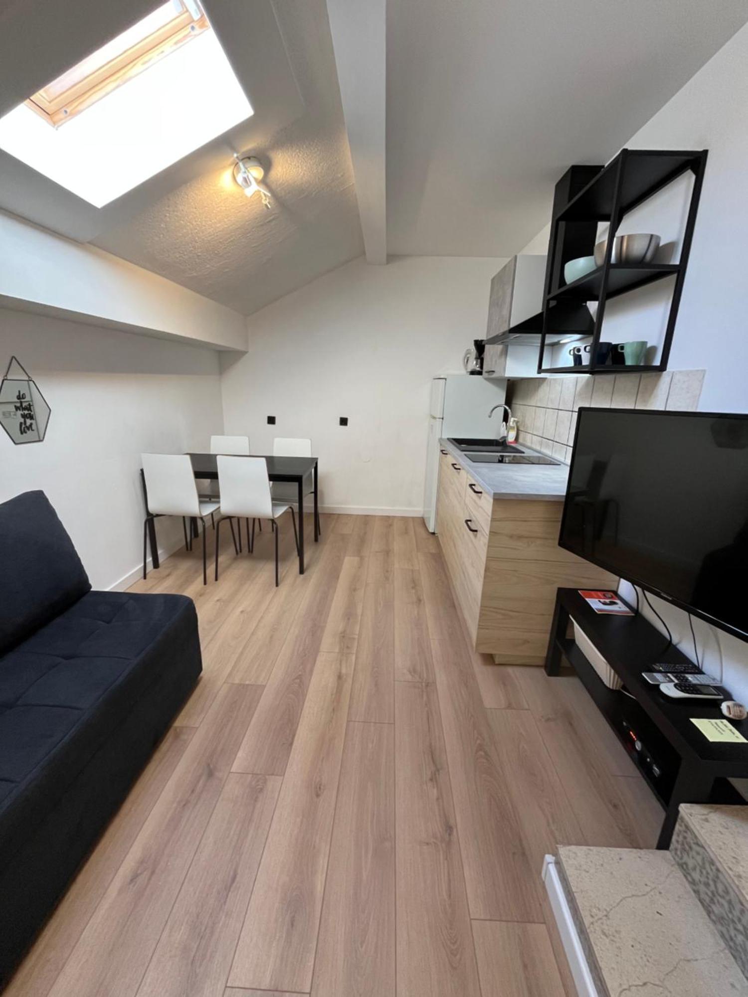 Apartments And Rooms Bozena فوديس المظهر الخارجي الصورة